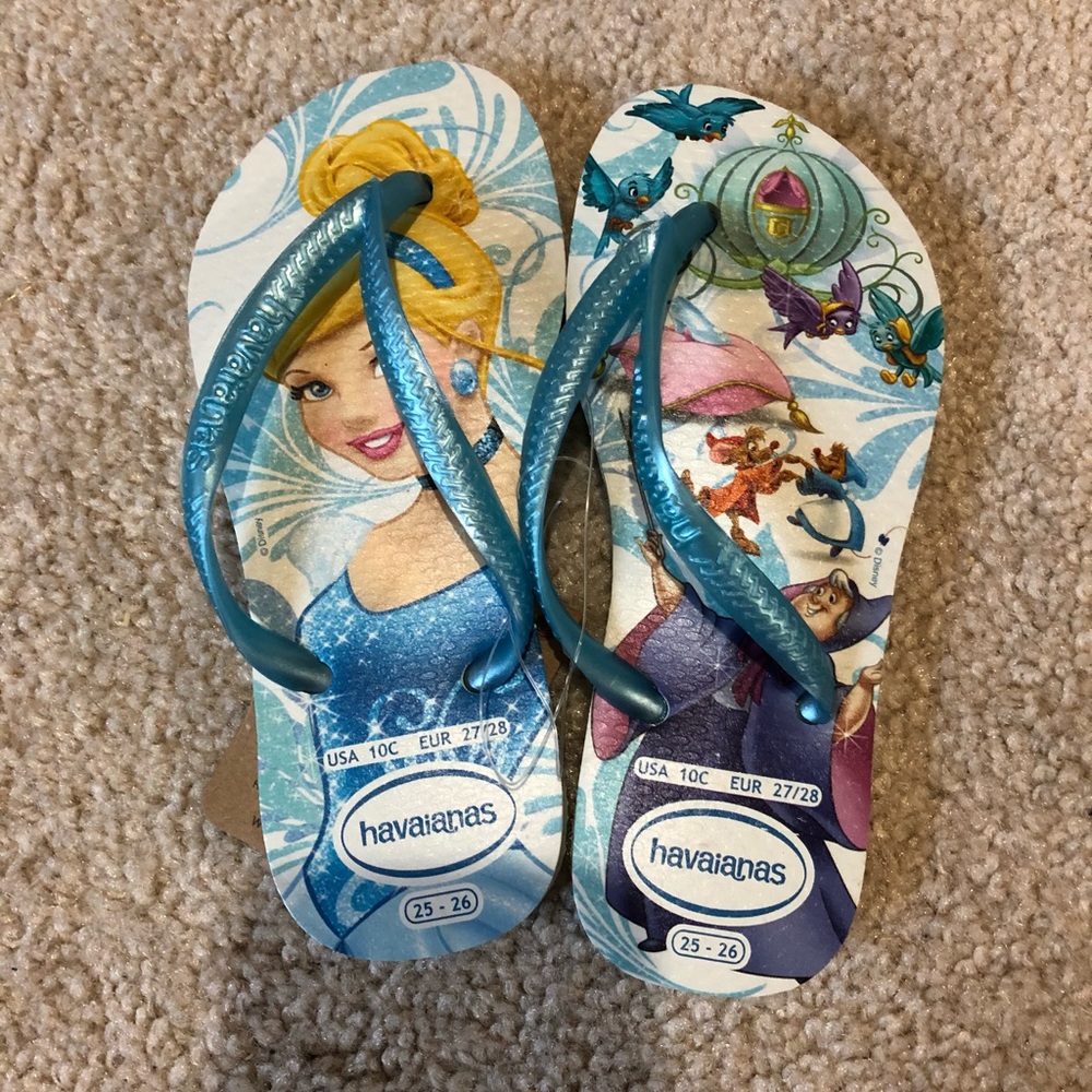 Disney Cinderella girls Havianas - Brand New, only worn around the house